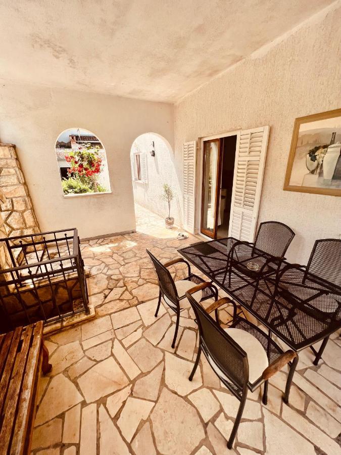Villa Jela - With Pool Нивице Экстерьер фото